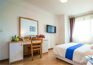 hotel-room